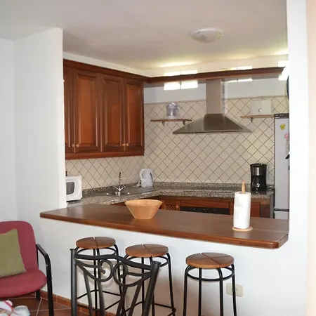 House With 2 Bedrooms In El Amparo, With Wonderful Sea View, Furnished Apartment *